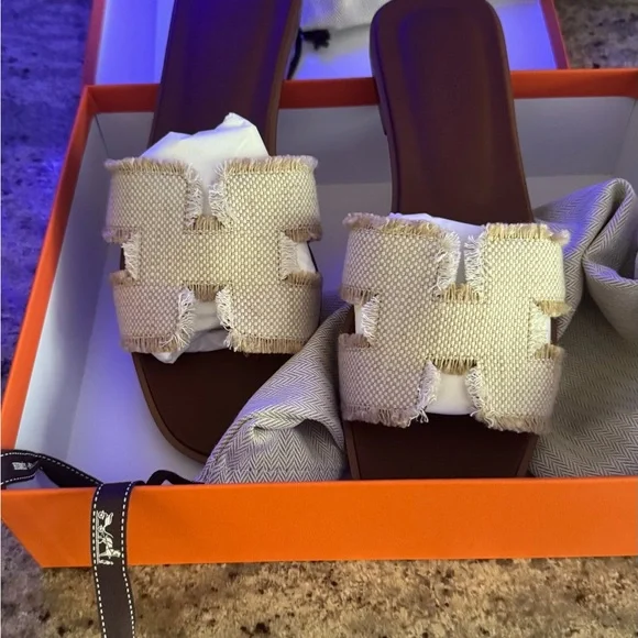 Hermes Oran Sandals - Picture 2 of 2